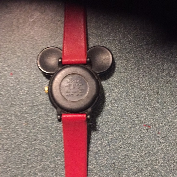 Vintage Mickey Mouse LORUS QUARTZ watch - Picture 2 of 4